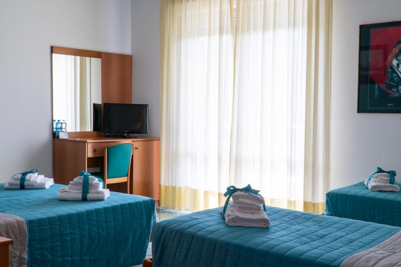 Hotel Alisei Lignano Sabbiadoro Luaran gambar