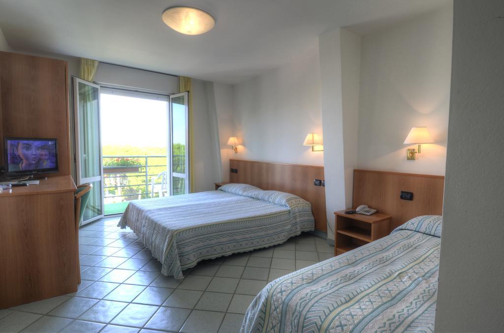 Hotel Alisei Lignano Sabbiadoro Bilik gambar